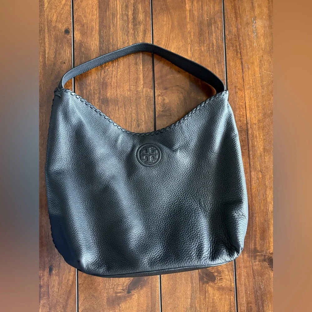 Tory Burch Marion Whipstitch Hobo bag - Picture 2 of 8